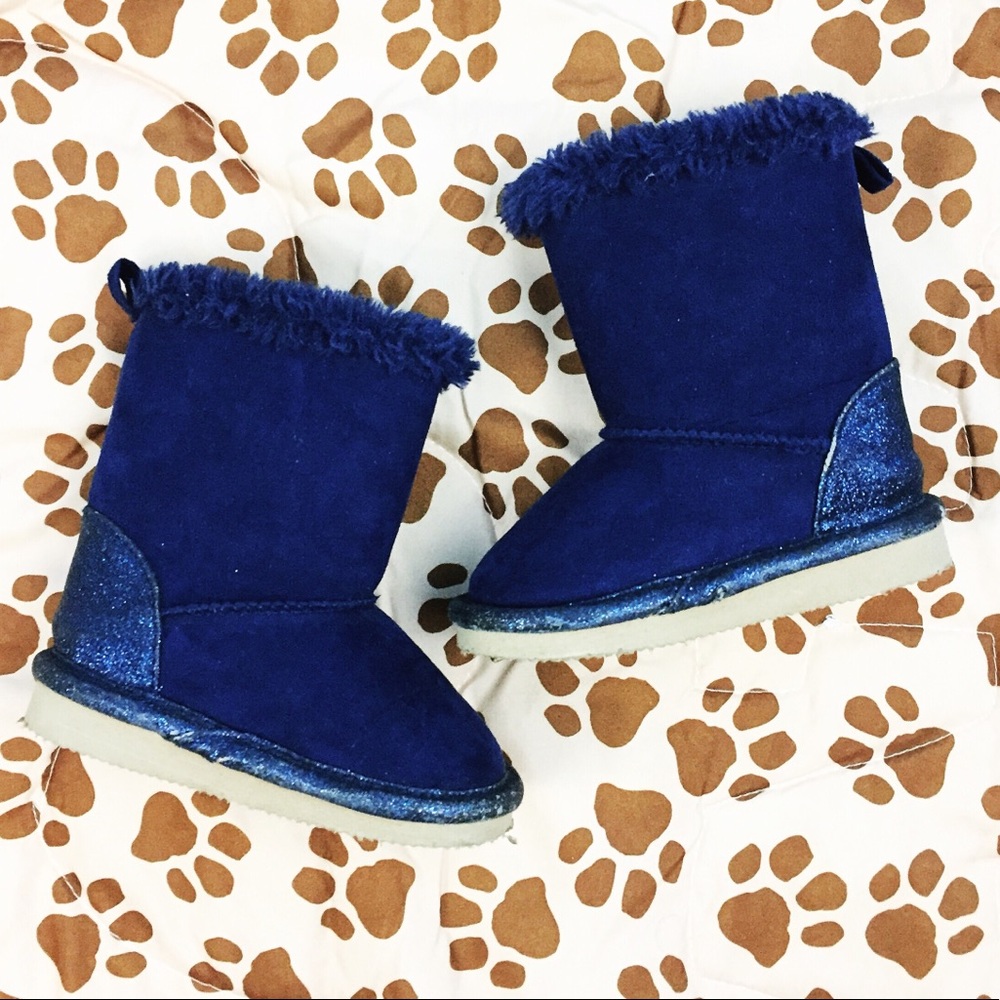 Toddler Girl Boot/Shoe Bundle Size 4 - Picture 3 of 8